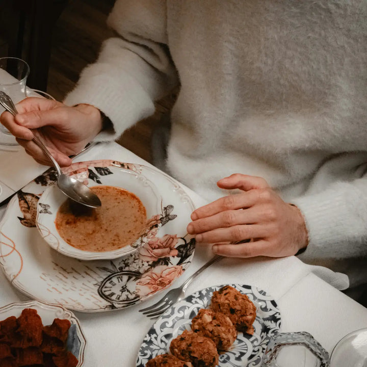 Intermittent Fasting and Gut Health: What the Research Shows