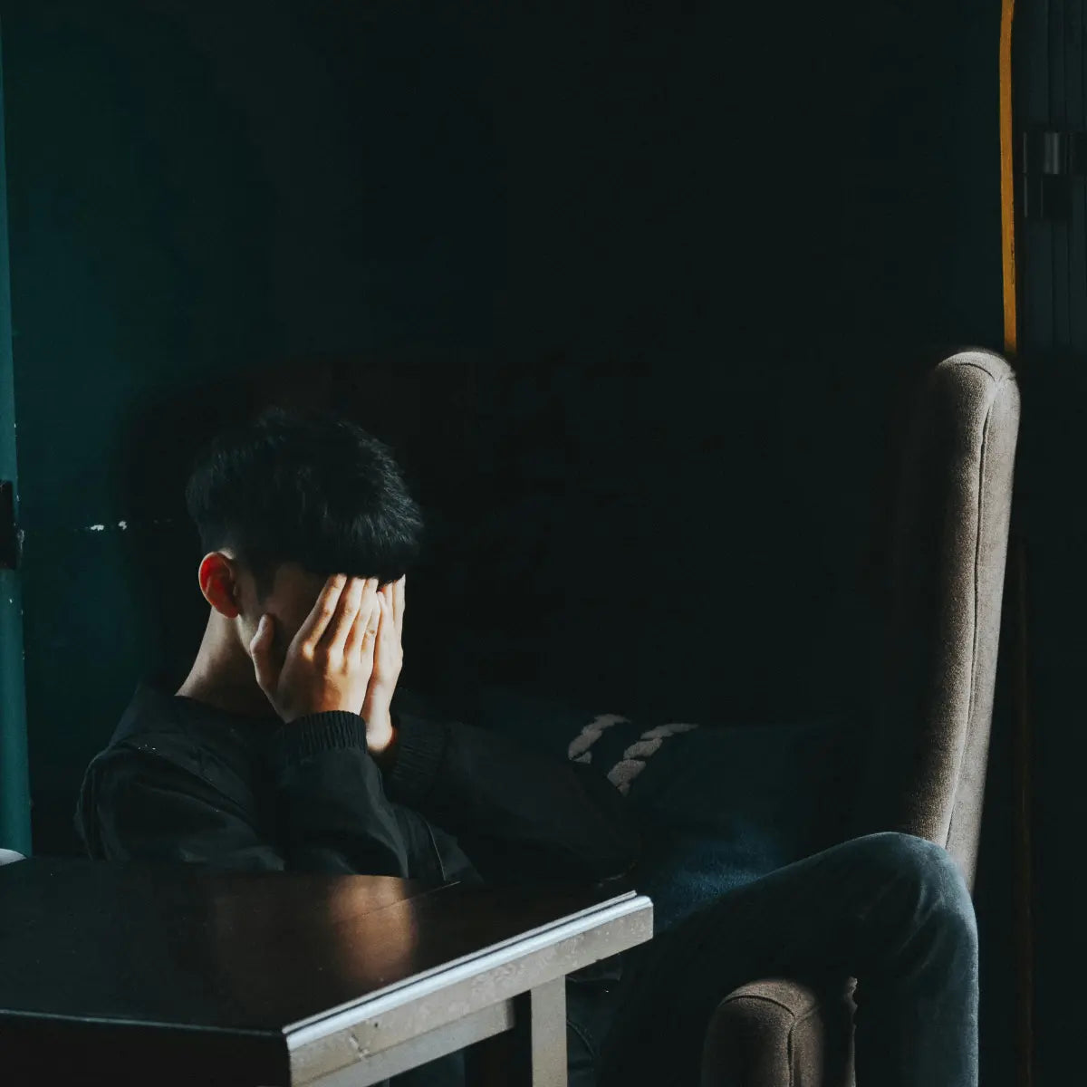 Stress and Anxiety Brain Fog: Why It Happens and What Helps